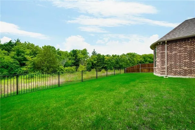 $2,595 | 1589 Trowbridge Circle, Rockwall, TX 75032