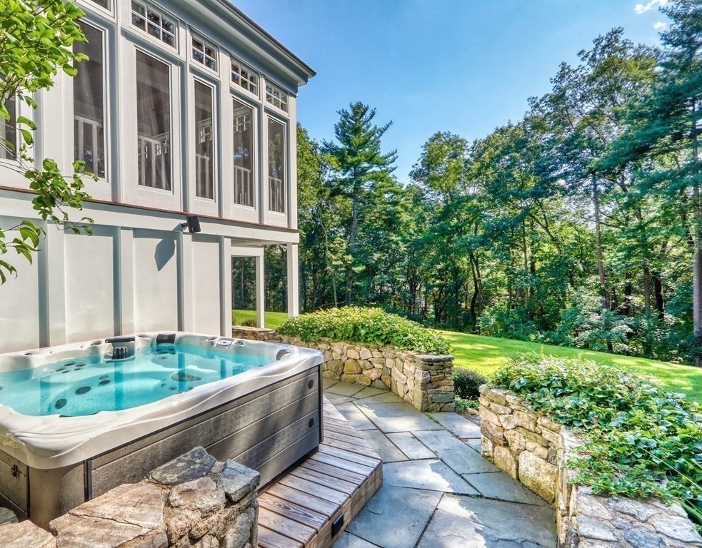 34 Round Hill Road Lincoln, MA 01773 - Photo 28 of 37 Gallery Image 28