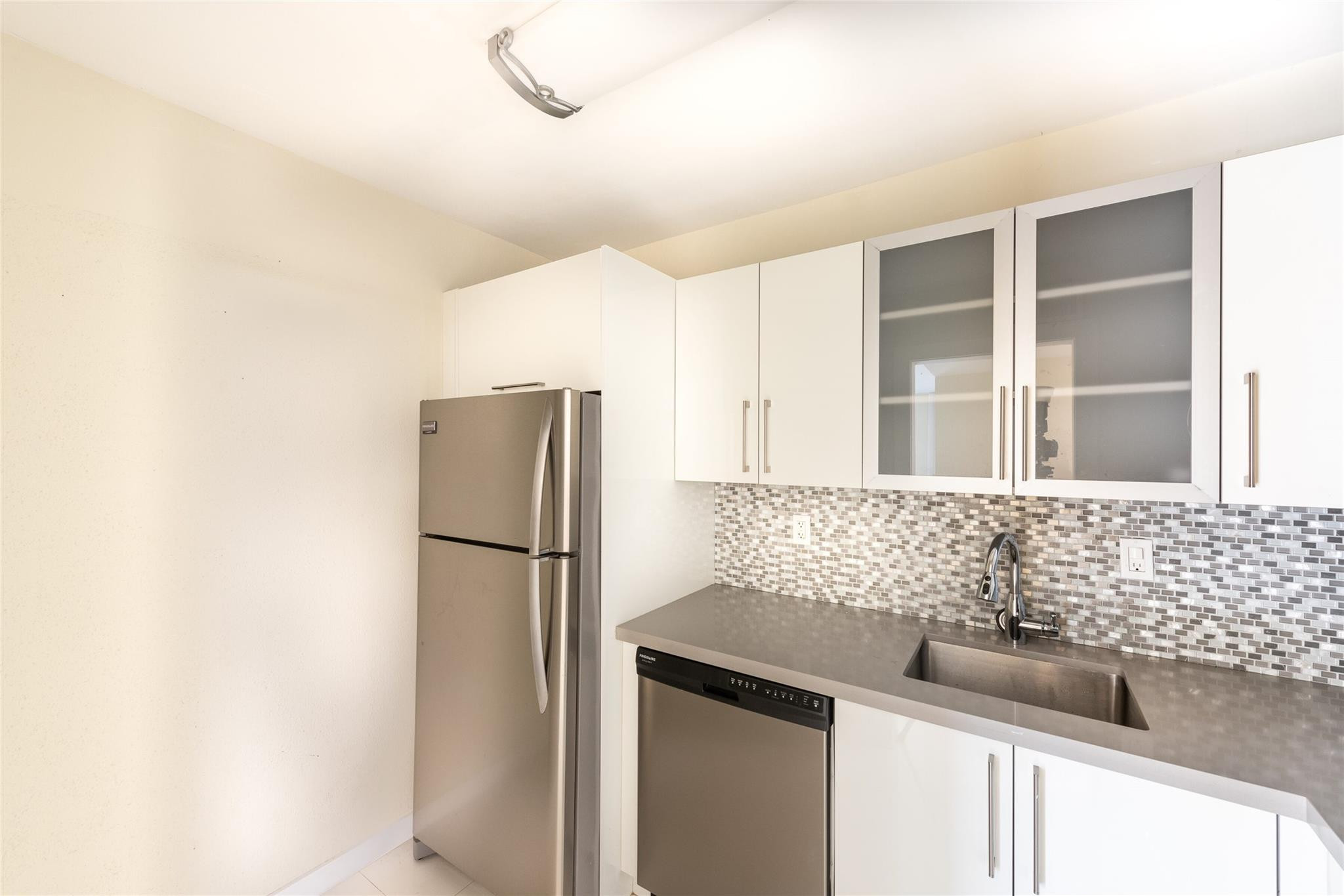 7925 Southwest 104th Street, Unit 203E Miami, FL 33156 - Photo 6 of 23 Photo 6