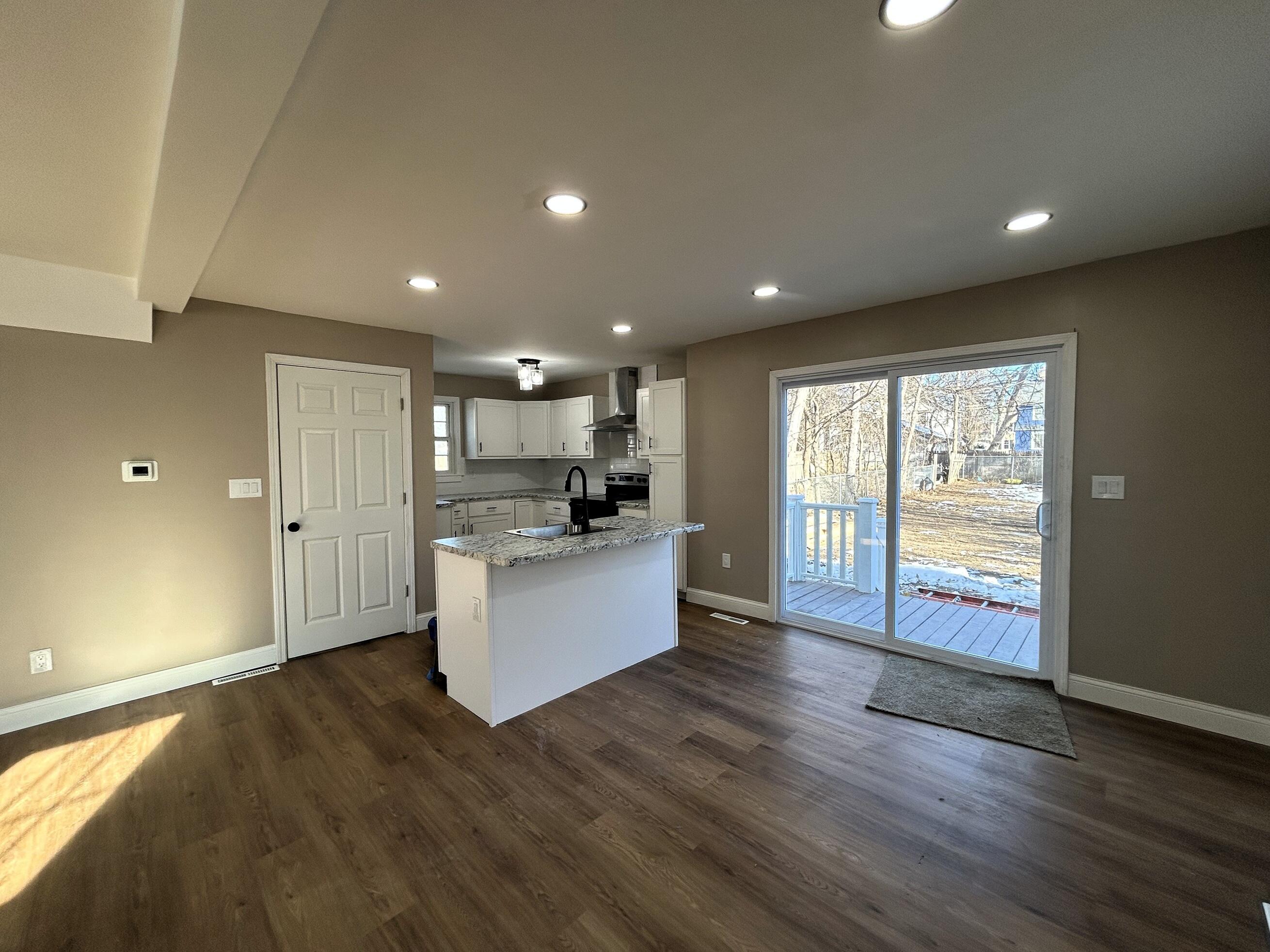 4444 North 26th Street Milwaukee, WI 53209 - Photo 3 of 14 Dining 1