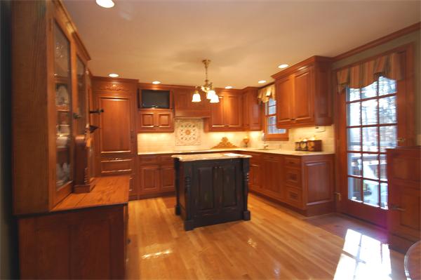 184 Beaman Road Sterling, MA 01564 - Photo 5 of 30