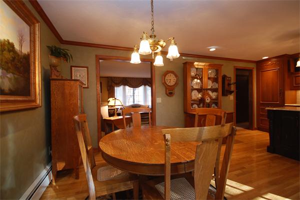 184 Beaman Road Sterling, MA 01564 - Photo 8 of 30