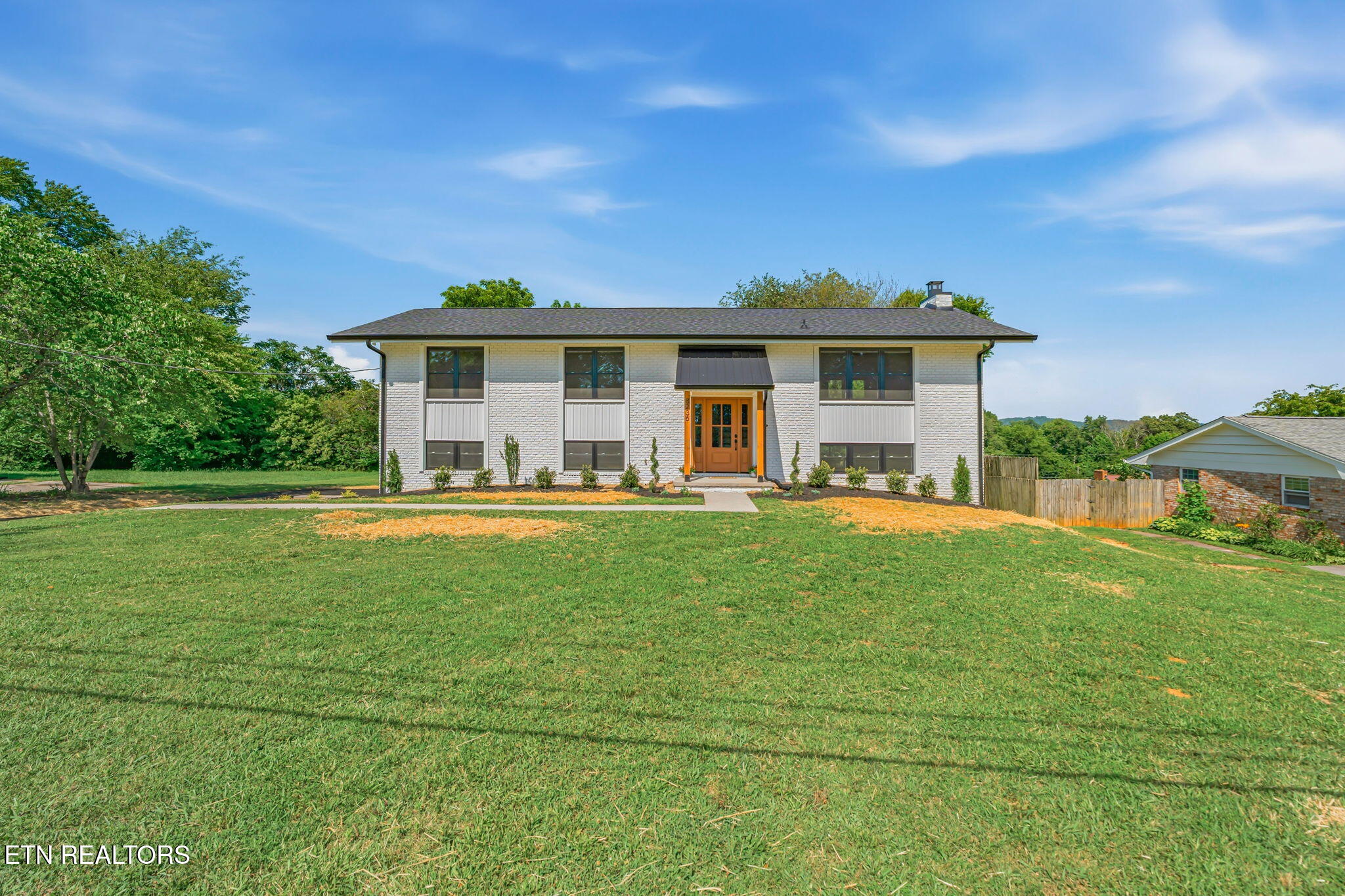8236 Spruceland Road Powell, TN 37849 - Photo 2 of 52 2-web-or-mls-8236 Spruceland Road-2