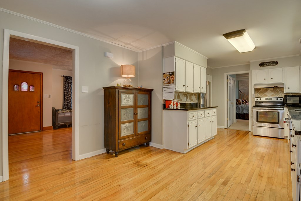 1024 Wildwood Road Aiken, SC 29801 - Photo 12 of 45 Gallery Image 12
