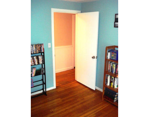 77 Gates Lane Worcester, MA 01603 - Photo 12 of 24 Gallery Image 12
