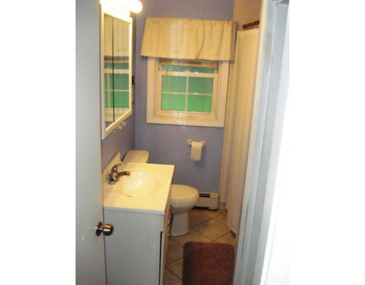 77 Gates Lane Worcester, MA 01603 - Photo 17 of 24 Gallery Image 17