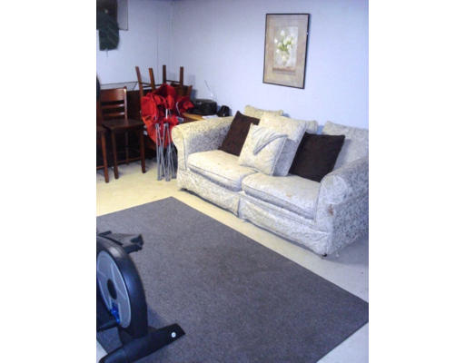 77 Gates Lane Worcester, MA 01603 - Photo 18 of 24 Gallery Image 18