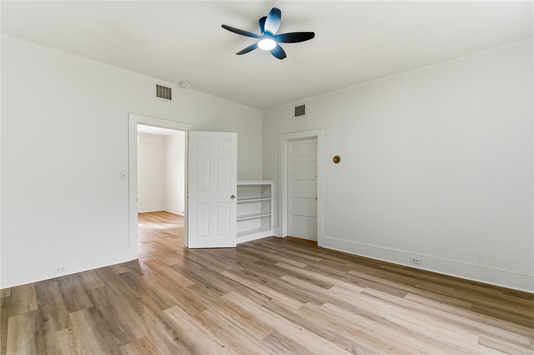 404 South Gossett Street Anderson, SC 29624 - Photo 28 of 50 Bedroom two with built-in shelving