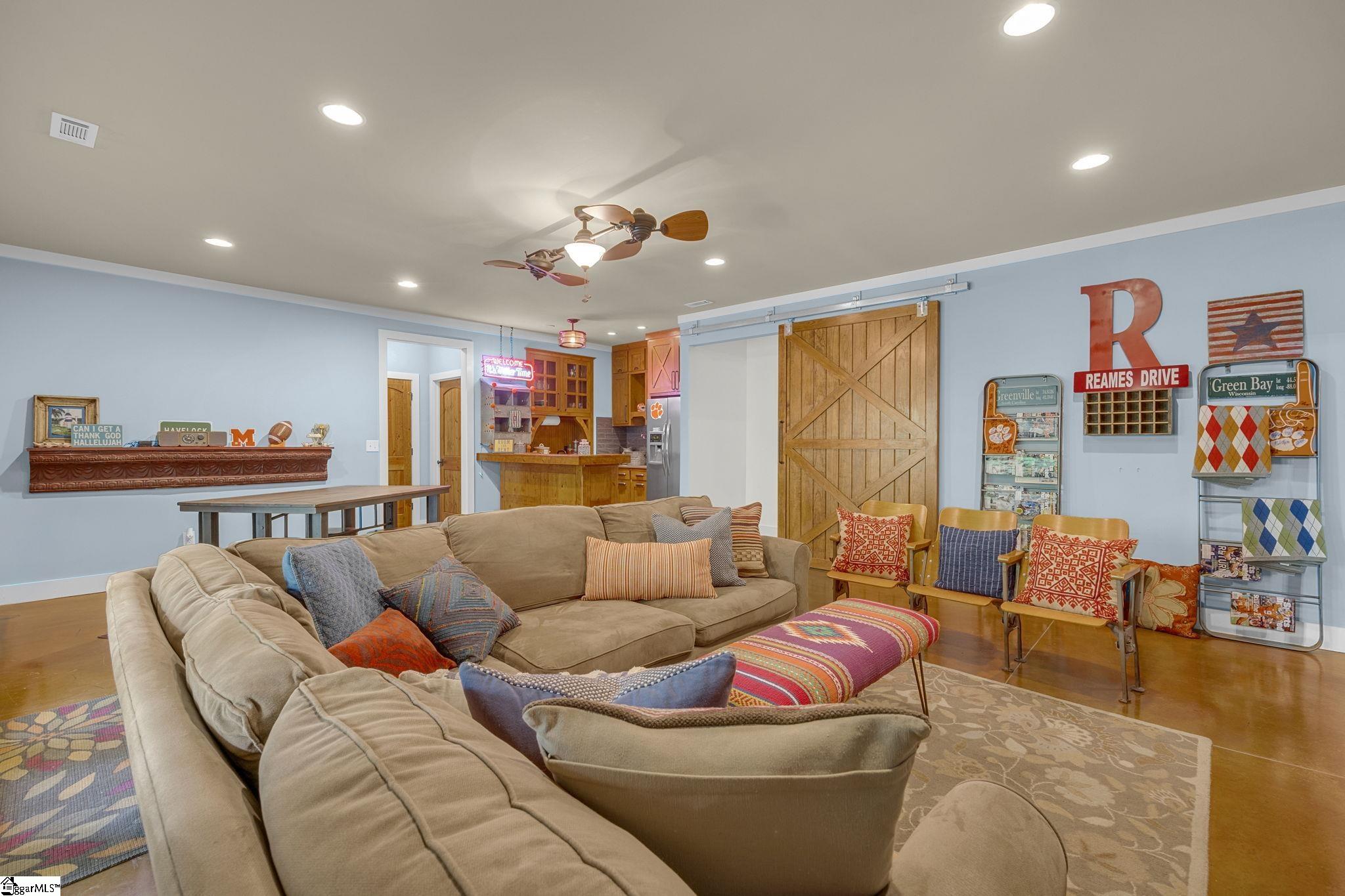 404 Netherland Lane Simpsonville, SC 29681 - Photo 31 of 50