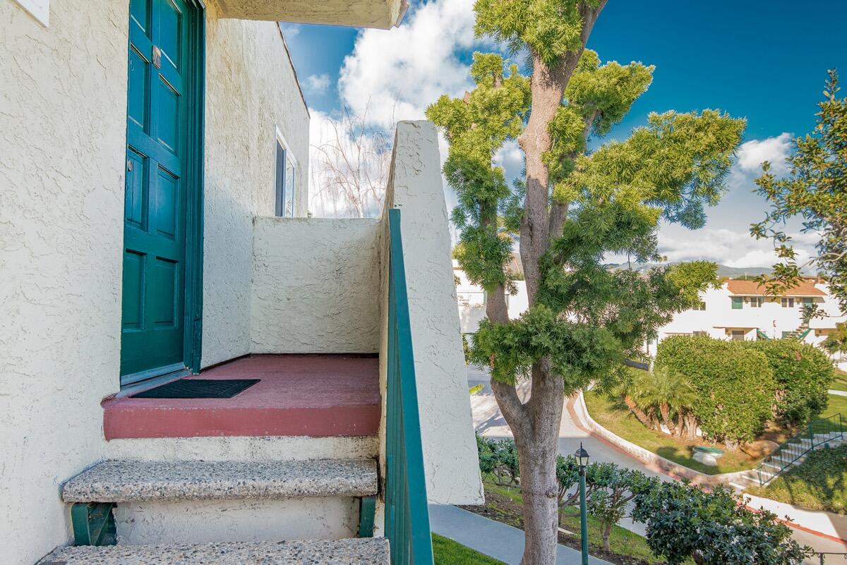 6488 Cavalleri Road, Unit 56 Malibu, CA 90265 - Photo 4 of 28 020224_Cavalleri_Rd_JAS-0115_LowRes