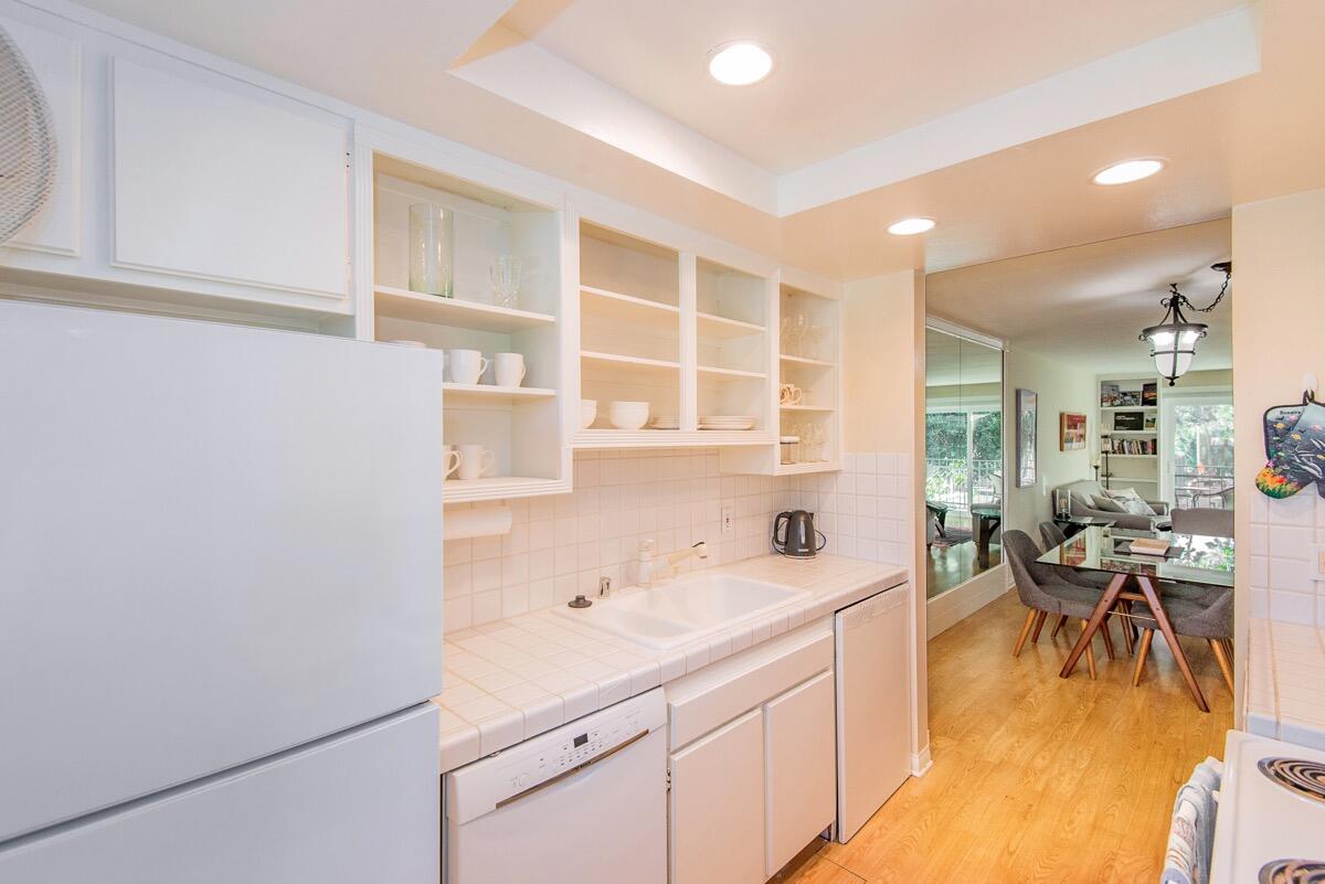 6488 Cavalleri Road, Unit 56 Malibu, CA 90265 - Photo 10 of 28 020224_Cavalleri_Rd_JAS-0248_LowRes