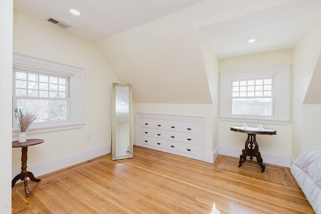 159 Washington Street, Unit 4 Newton, MA 02458 - Photo 24 of 42