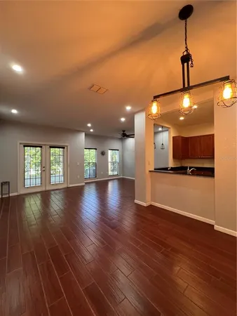$2,250 | 8210 Down Royal Road, Tampa, FL 33610