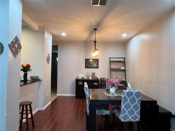 $2,250 | 8210 Down Royal Road, Tampa, FL 33610