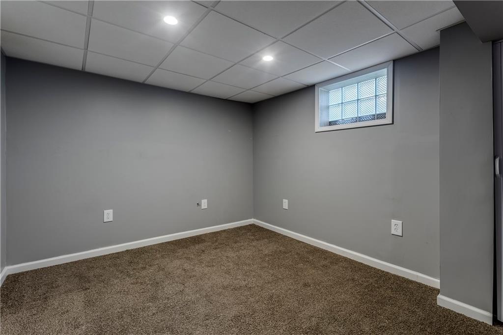 2776 Beaver Grade Road Coraopolis, PA 15108 - Photo 19 of 25 Gallery Image 19