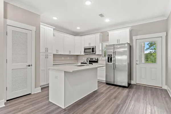 $1,675 | 322 Date Palm Lane, Unit VISTA, Freeport, FL 32439