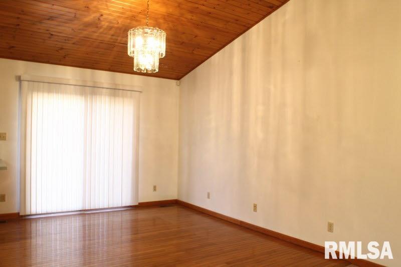782 Crowell Road Carbondale, IL 62902 - Photo 6 of 22 Gallery Image 6