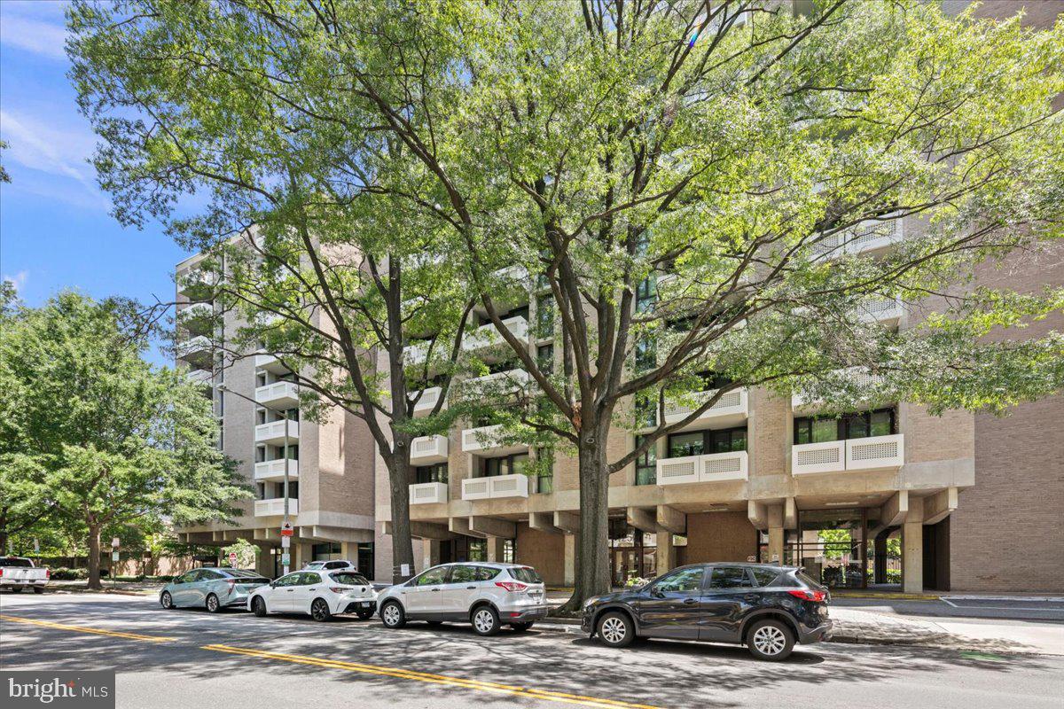 1250 Southwest 4th Street Southwest, Unit W104 Washington, DC 20024 - Photo 9 of 41