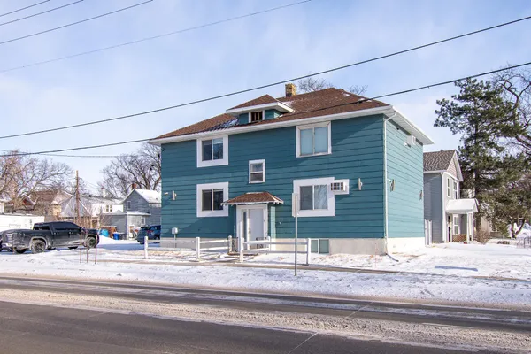 $495,000 | 120 South University Drive, Fargo, ND 58103