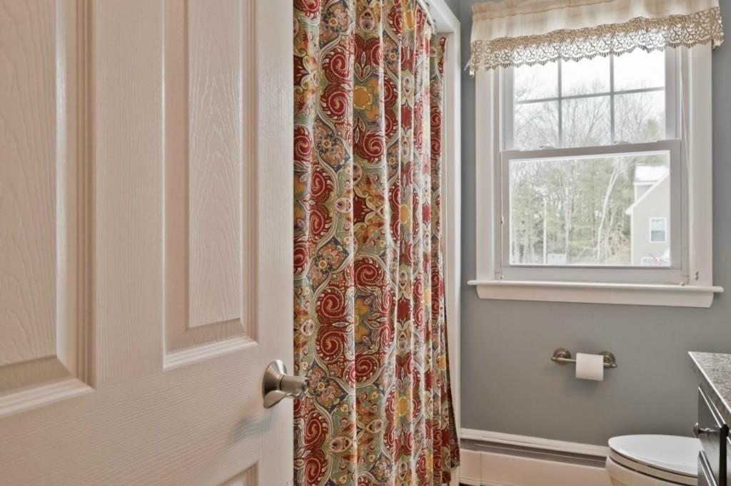 13 Maccabe Road Falmouth, ME 04105 - Photo 18 of 35 Photo