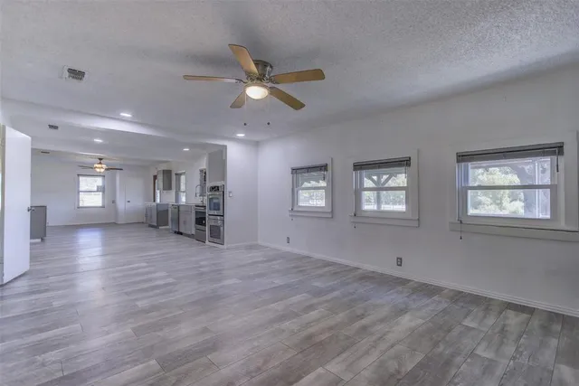 $399,000 | 2300 Conveyor Drive, Joshua, TX 76058