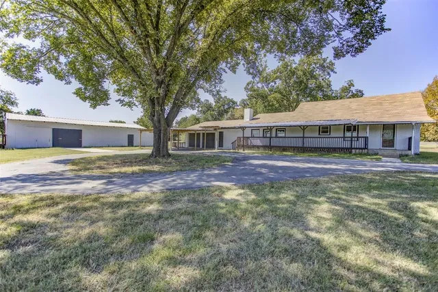 $399,000 | 2300 Conveyor Drive, Joshua, TX 76058