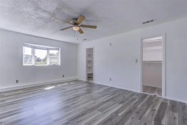 $399,000 | 2300 Conveyor Drive, Joshua, TX 76058