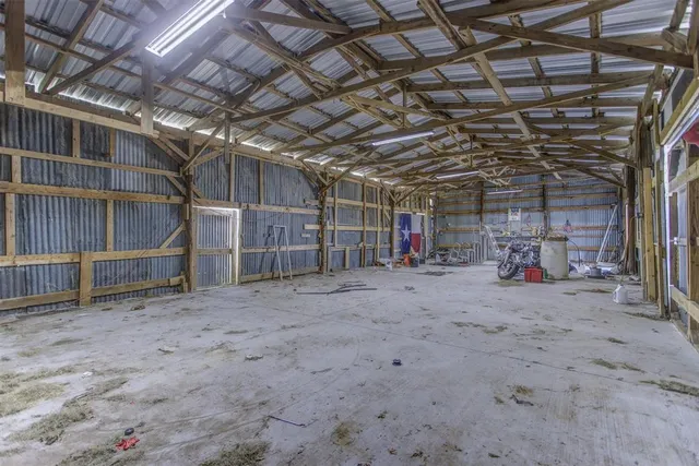 $399,000 | 2300 Conveyor Drive, Joshua, TX 76058