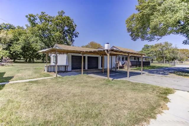 $399,000 | 2300 Conveyor Drive, Joshua, TX 76058