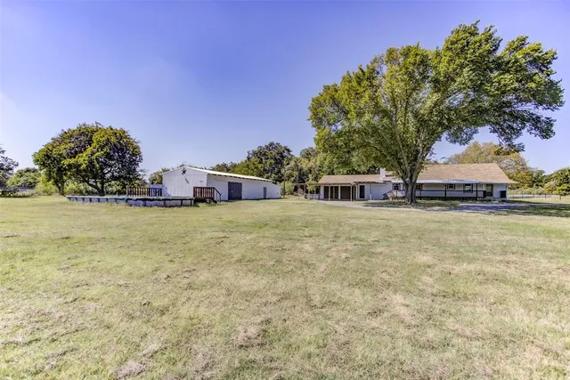 $399,000 | 2300 Conveyor Drive, Joshua, TX 76058