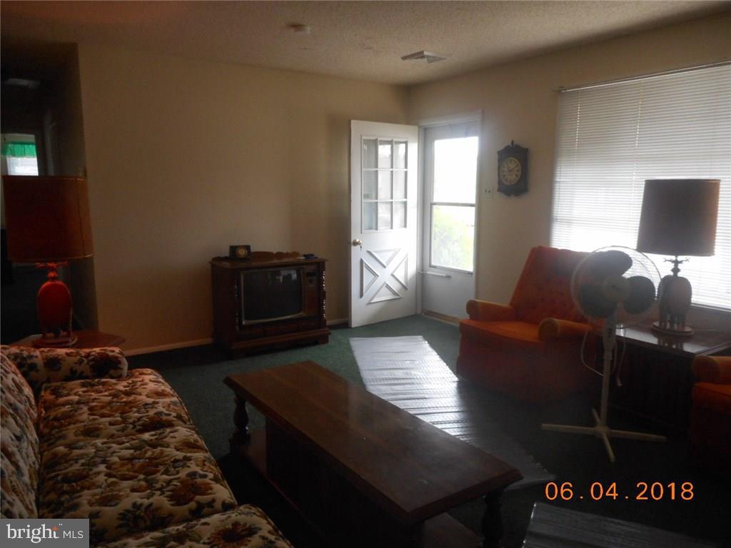 32 Kansas Road Tuckerton, NJ 08087 - Photo 4 of 23 Gallery Image 4