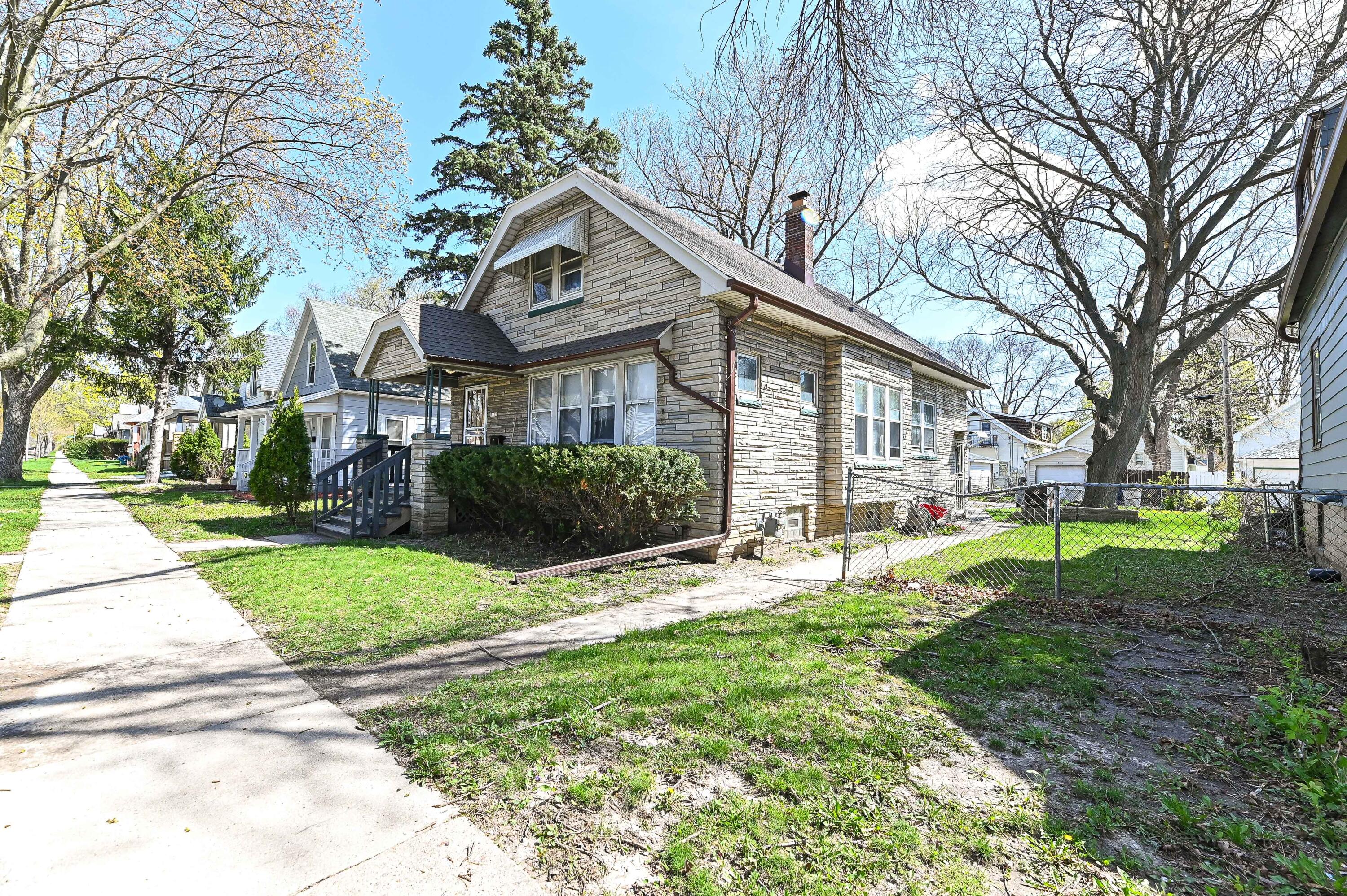 5432 North 41st Street Milwaukee, WI 53209 - Photo 4 of 21 N 41st-4
