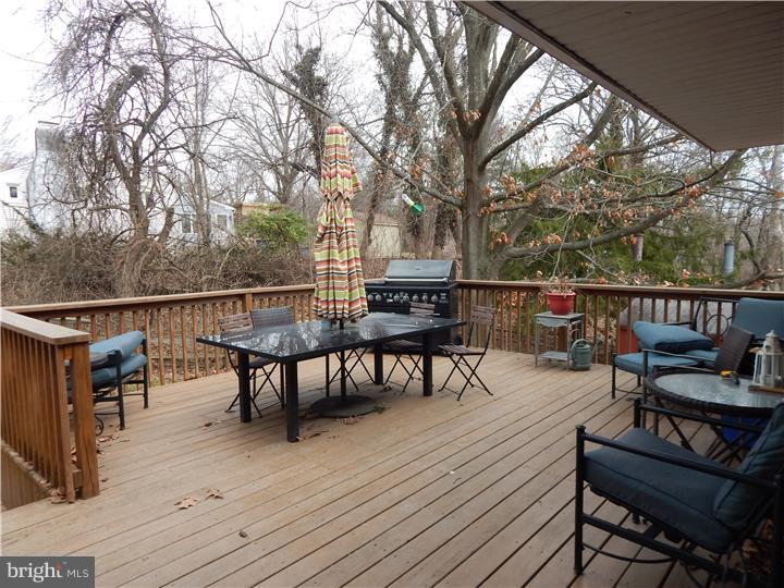 122 Merlin Road Phoenixville, PA 19460 - Photo 4 of 15 Gallery Image 4