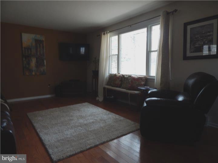 122 Merlin Road Phoenixville, PA 19460 - Photo 7 of 15 Gallery Image 7