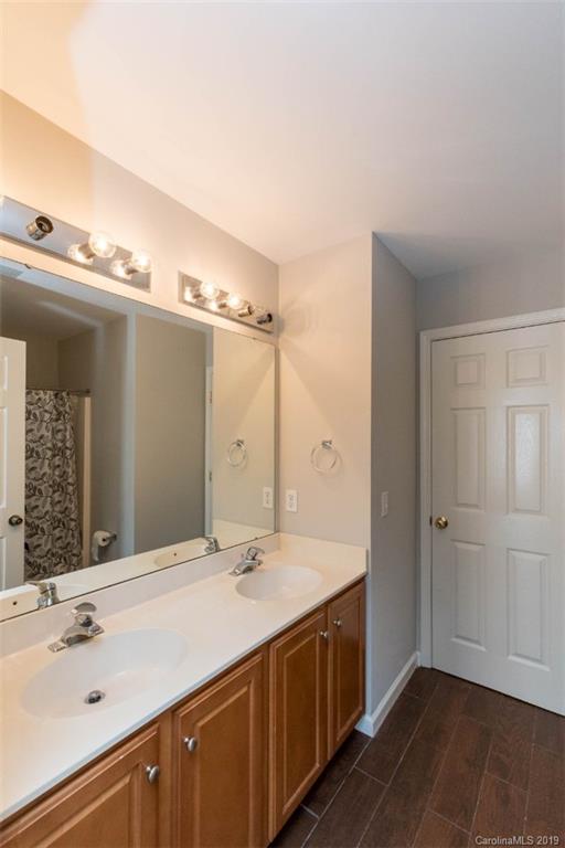 10940 Hellebore Road Charlotte, NC 28213 - Photo 19 of 26 Gallery Image 19