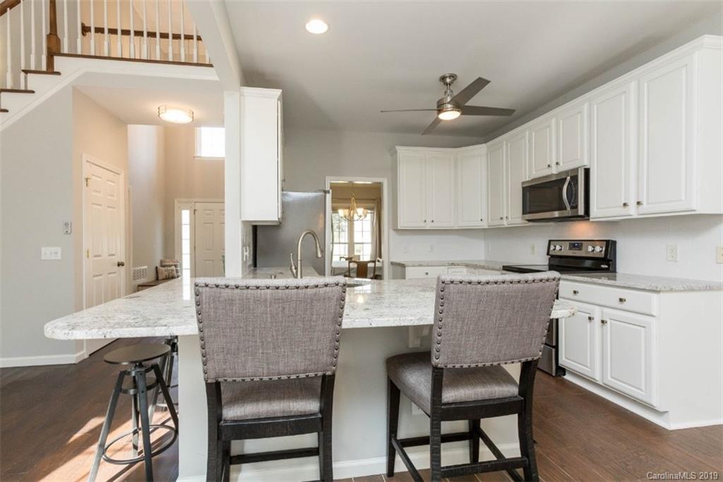 10940 Hellebore Road Charlotte, NC 28213 - Photo 5 of 26 Gallery Image 5