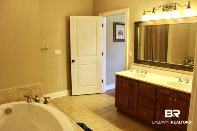 452 Barnes Road Monroeville, AL 36460 - Photo 12 of 17 view