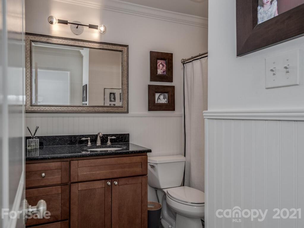 6008 Gate Post Road Charlotte, NC 28211 - Photo 17 of 23 Gallery Image 17
