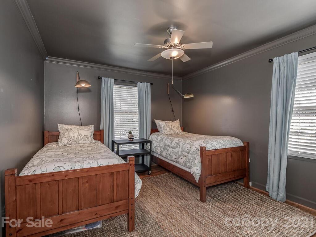 6008 Gate Post Road Charlotte, NC 28211 - Photo 18 of 23 Gallery Image 18