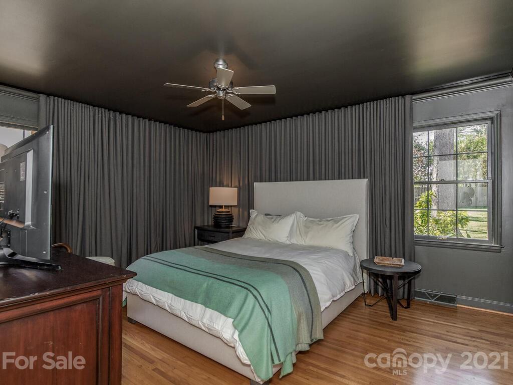 6008 Gate Post Road Charlotte, NC 28211 - Photo 19 of 23 Gallery Image 19