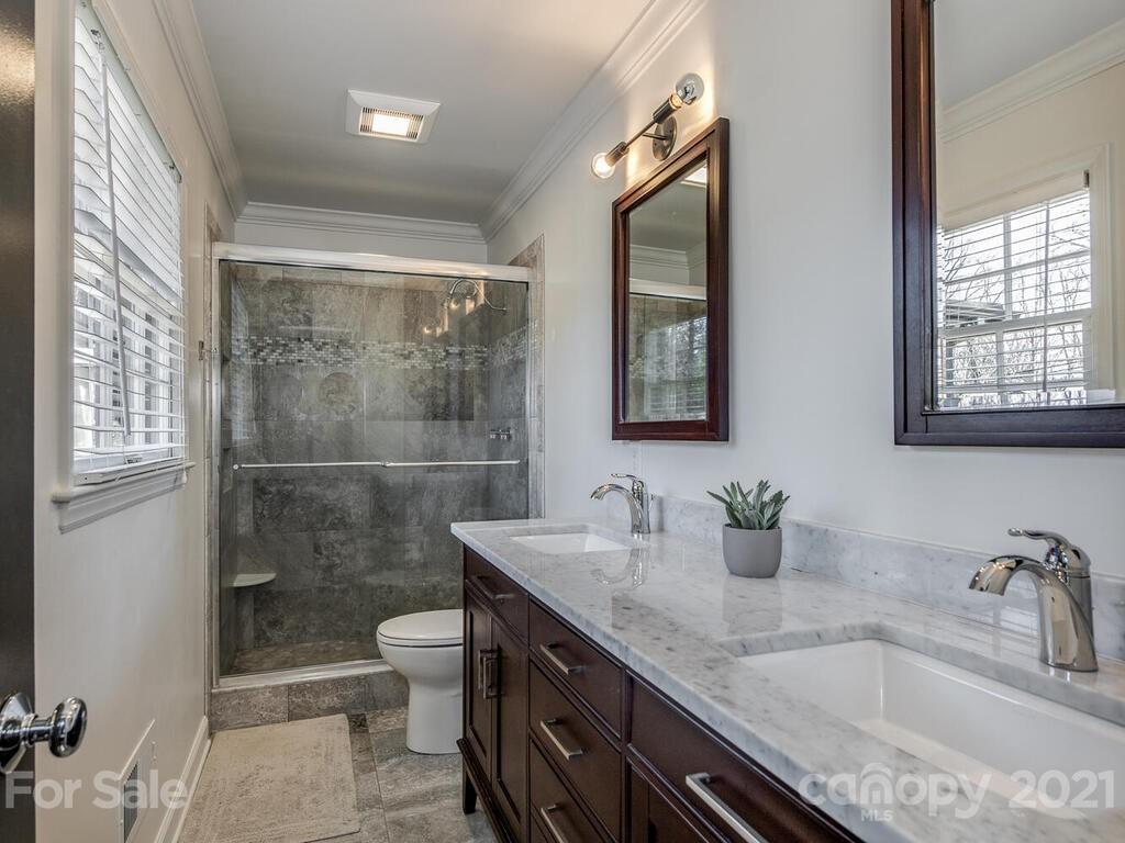 6008 Gate Post Road Charlotte, NC 28211 - Photo 21 of 23 Gallery Image 21