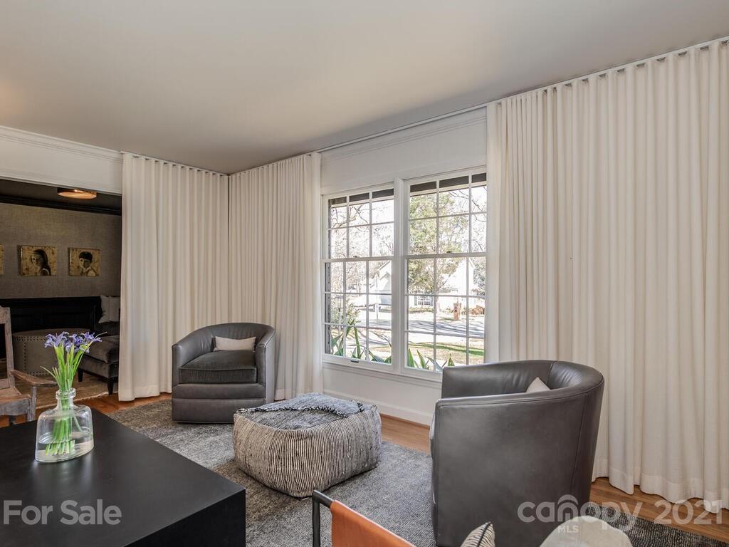 6008 Gate Post Road Charlotte, NC 28211 - Photo 7 of 23 Gallery Image 7