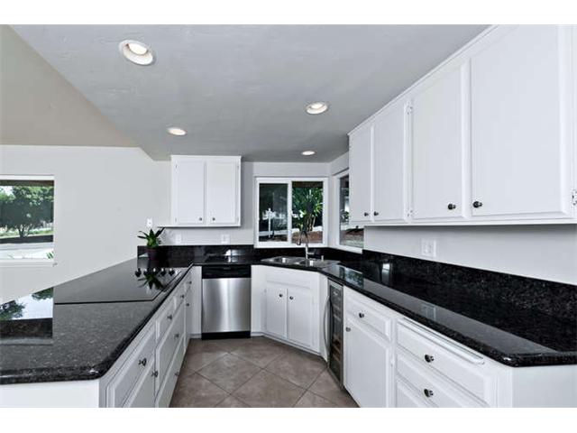 1571 East Mission Road Fallbrook, CA 92028 - Photo 6 of 14