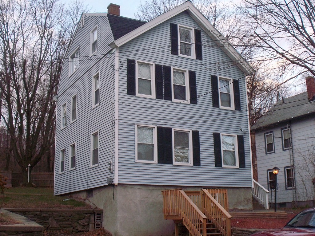 10 Oswald Street Worcester, MA 01607 - Photo 1 of 7 Gallery Image 1