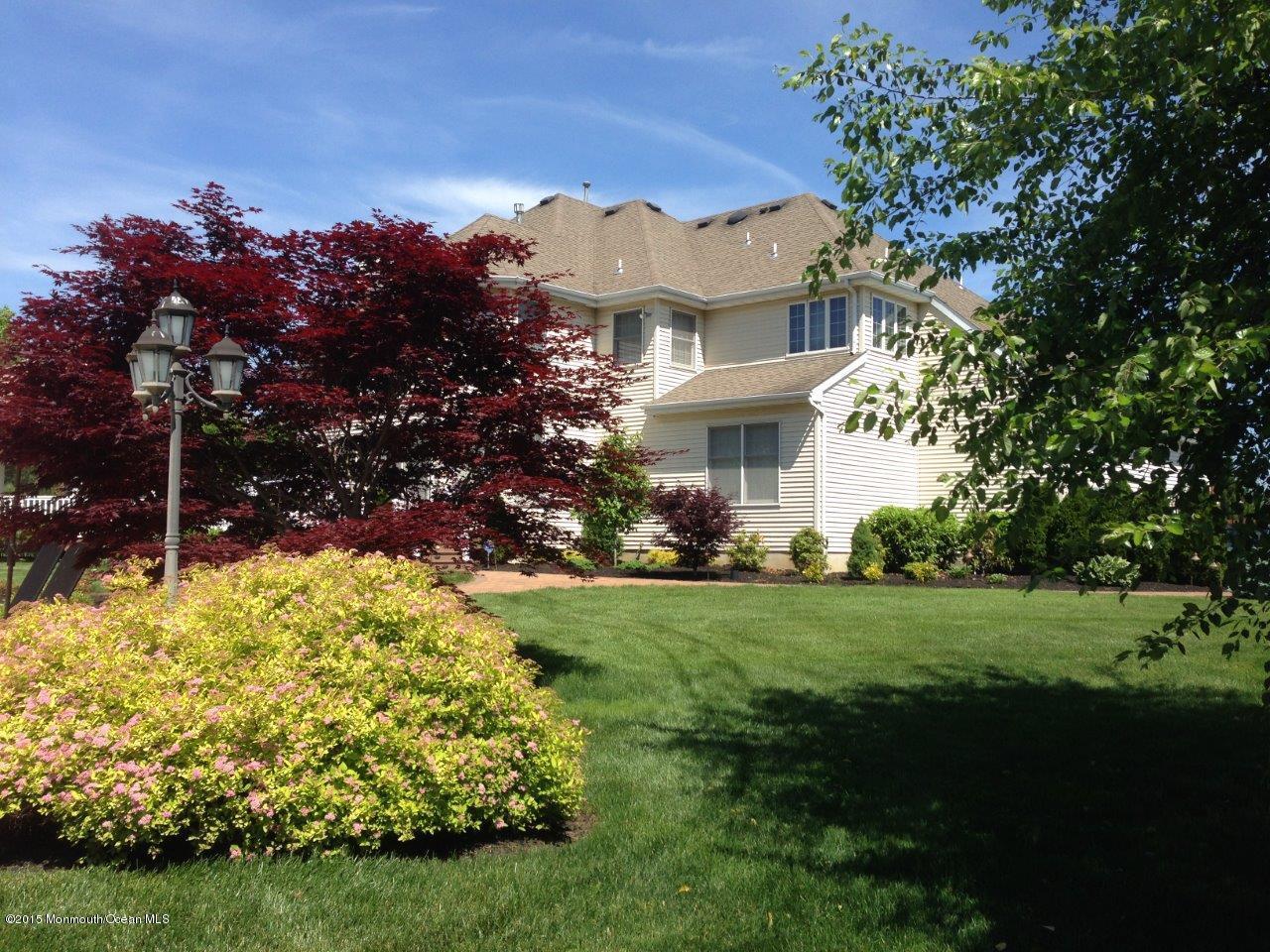 4 Hastings Road Holmdel, NJ 07733 - Photo 6 of 11 Photo Jun 08, 10 42 16 AM