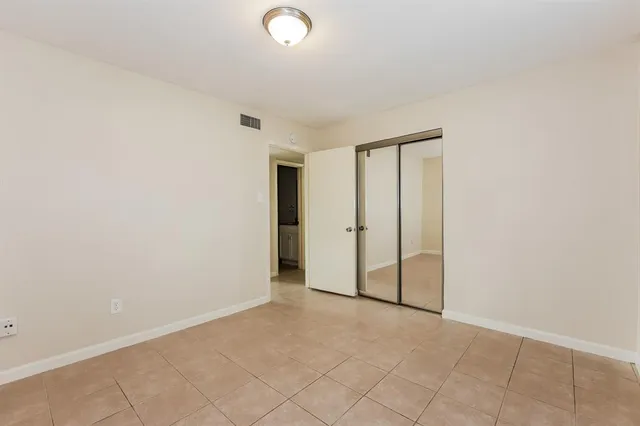 an empty room with a empty space