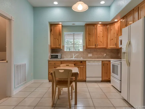 $2,150,000 | 109 A Ammann Road, Boerne, TX 78015