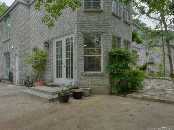 $2,150,000 | 109 A Ammann Road, Boerne, TX 78015