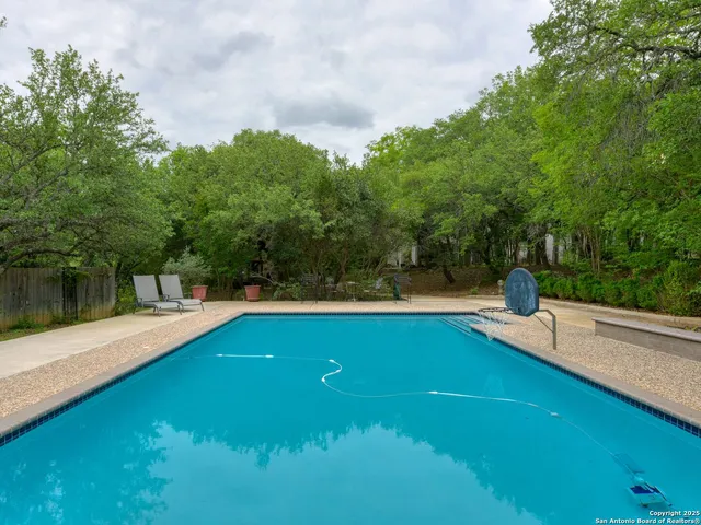 $2,250,000 | 109 A Ammann Road, Boerne, TX 78015