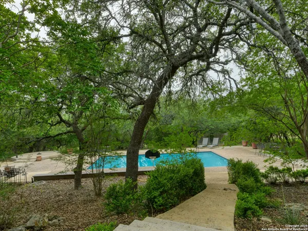 $2,150,000 | 109 A Ammann Road, Boerne, TX 78015